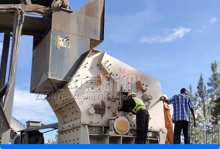 PF1315反击破碎机在河南驻马店确山砂石厂